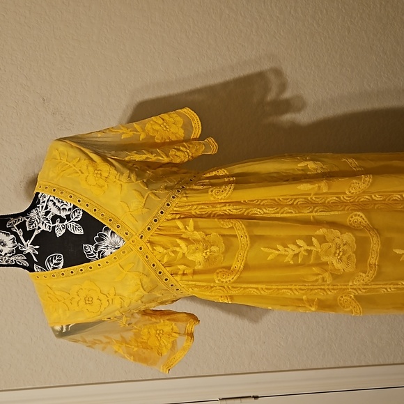 no brand Dresses & Skirts - Gorgeous Buttery Yellow, Lace Bohemian Maxi Dress size Small